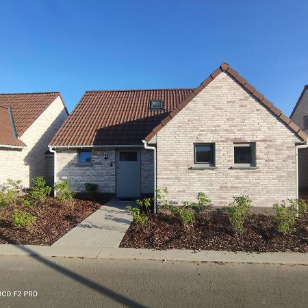 Vakantiewoning Polderhuis 10, Airco En Verwarming In Alle Kamers, Prive Parkeerplaats En Afgesloten Tuin Koksijde Exteriör bild