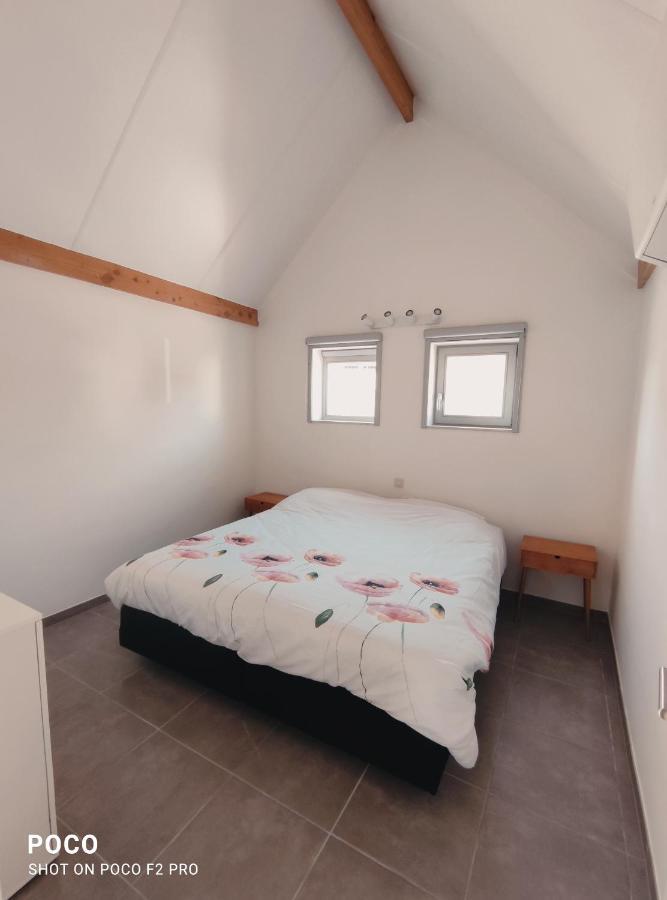 Vakantiewoning Polderhuis 10, Airco En Verwarming In Alle Kamers, Prive Parkeerplaats En Afgesloten Tuin Koksijde Exteriör bild