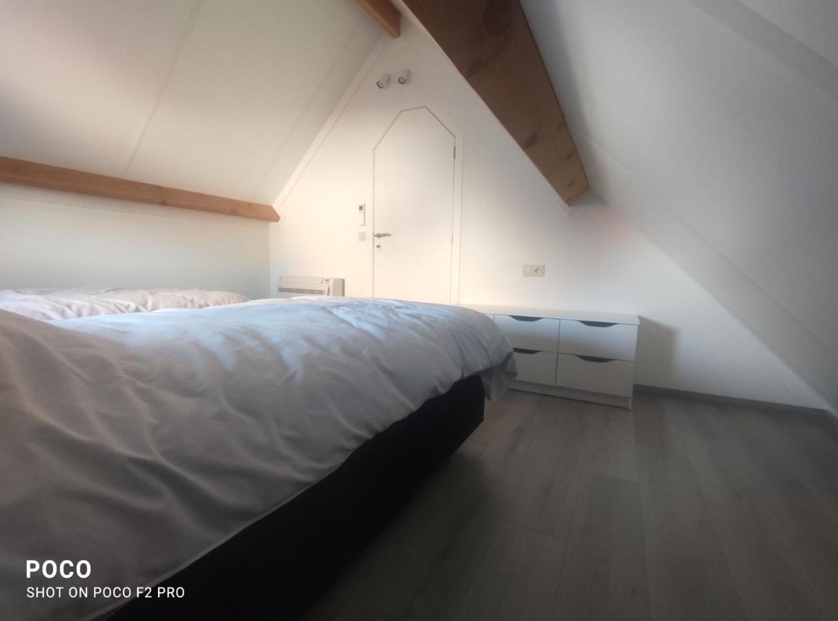 Vakantiewoning Polderhuis 10, Airco En Verwarming In Alle Kamers, Prive Parkeerplaats En Afgesloten Tuin Koksijde Exteriör bild
