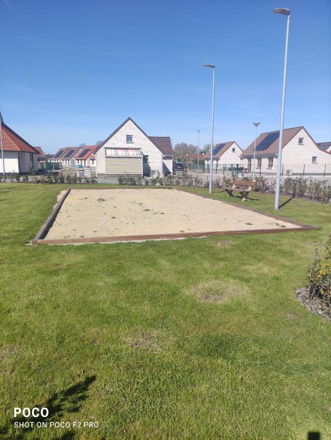 Vakantiewoning Polderhuis 10, Airco En Verwarming In Alle Kamers, Prive Parkeerplaats En Afgesloten Tuin Koksijde Exteriör bild